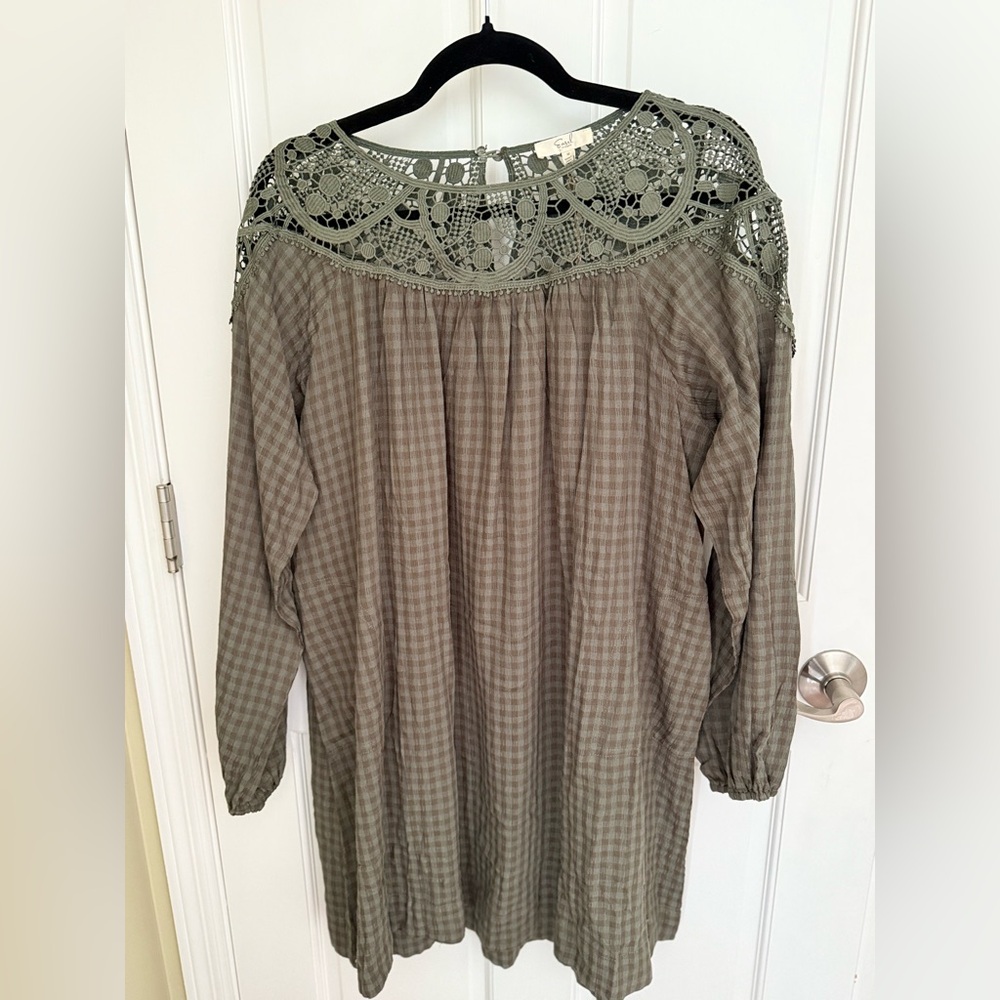 Easel Olive‎ Green Crochet Yoke Dress